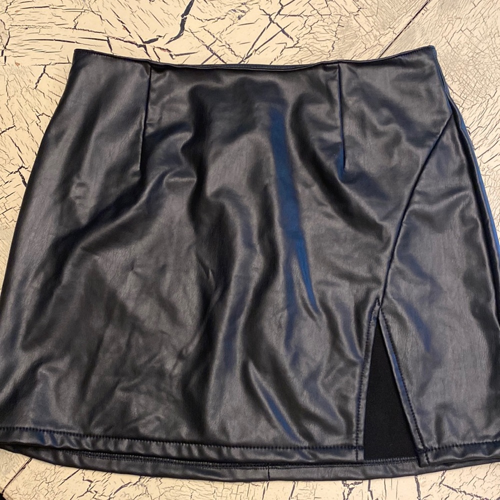 Rehash black pleather skirt